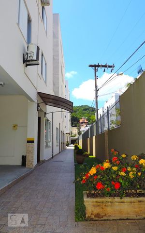 Apartamento para alugar com 120m², 3 quartos e 1 vagaFachada