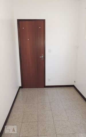 Apartamento para alugar com 120m², 3 quartos e 1 vagaQuarto Serviço