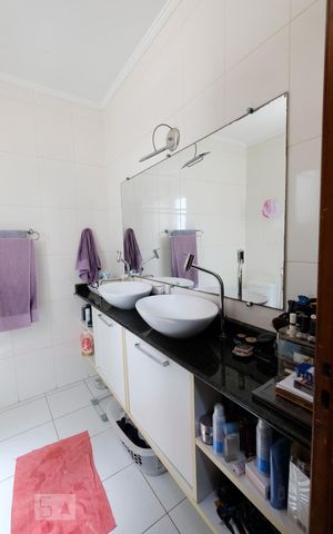 Casa para alugar com 190m², 4 quartos e 1 vagaBanheiro do Quarto 4