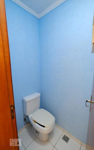 Casa para alugar com 190m², 4 quartos e 1 vagaLavabo