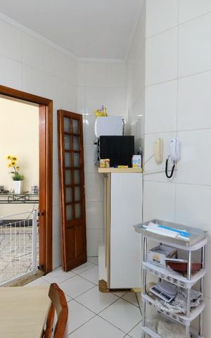 Casa para alugar com 190m², 4 quartos e 1 vagaÁrea de Serviço