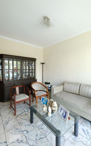 Casa para alugar com 190m², 4 quartos e 1 vagaSala