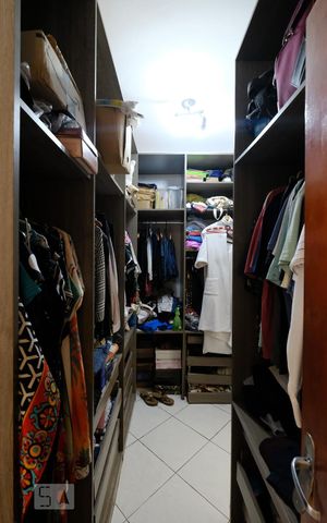 Casa para alugar com 190m², 4 quartos e 1 vagaCloset do quarto 4