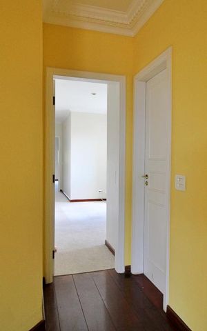 Apartamento à venda com 240m², 3 quartos e 3 vagasCorredor