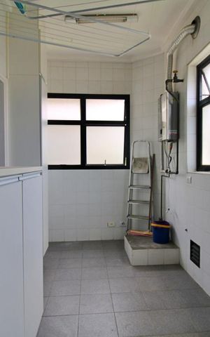 Apartamento à venda com 240m², 3 quartos e 3 vagasÁrea de Serviço