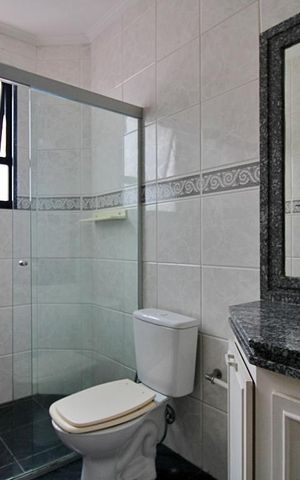 Apartamento à venda com 240m², 3 quartos e 3 vagasBanheiro da Suíte 2