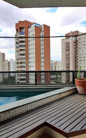 Apartamento à venda com 240m², 3 quartos e 3 vagasVaranda da Sala