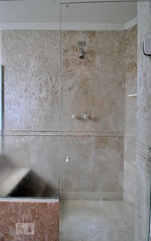 Apartamento à venda com 240m², 3 quartos e 3 vagasBanheiro da Suíte 1