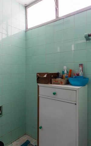 Apartamento à venda com 226m², 3 quartos e sem vaga Apartamento à venda com 226m², 3 quartos e sem vagaBanheiro 2