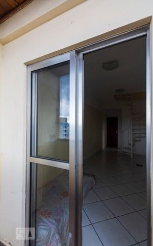 Apartamento para alugar com 100m², 2 quartos e 1 vagavaranda