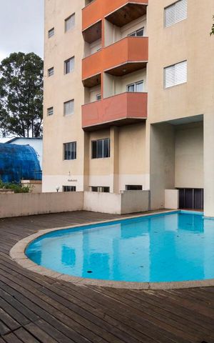 Apartamento para alugar com 100m², 2 quartos e 1 vagaPiscina