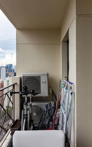 Apartamento à venda com 49m², 1 quarto e 1 vaga Apartamento à venda com 49m², 1 quarto e 1 vagaVaranda