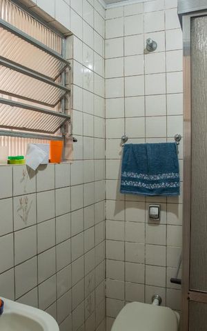 Casa à venda com 80m², 2 quartos e 1 vagaBanheiro do quarto 2