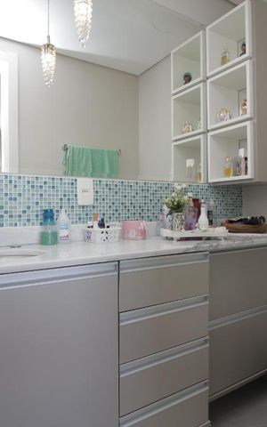 Apartamento à venda com 80m², 2 quartos e 2 vagasBanheiro da Suíte