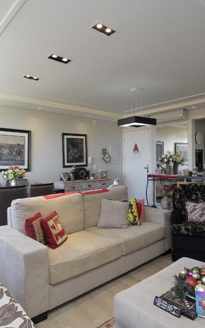 Apartamento à venda com 80m², 2 quartos e 2 vagasSala