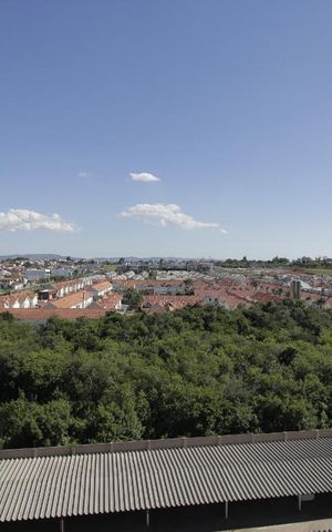 Apartamento à venda com 80m², 2 quartos e 2 vagasVista da Sala