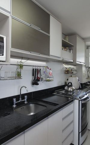 Apartamento à venda com 80m², 2 quartos e 2 vagasCozinha
