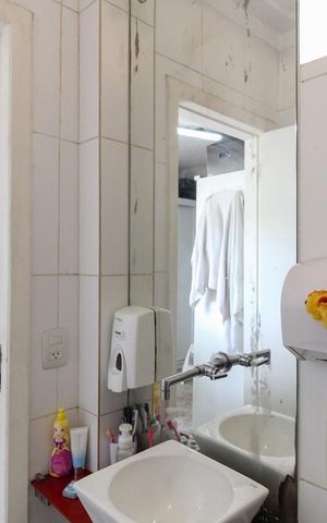 Casa à venda com 320m², 7 quartos e 2 vagas Casa à venda com 320m², 7 quartos e 2 vagasBanheiro da Suíte 2