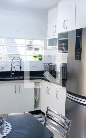 Casa à venda com 200m², 4 quartos e 2 vagasCozinha