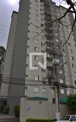 Apartamento à venda com 55m², 2 quartos e 1 vaga Apartamento à venda com 55m², 2 quartos e 1 vagaFachada