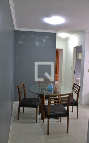 Apartamento à venda com 55m², 2 quartos e 1 vaga Apartamento à venda com 55m², 2 quartos e 1 vagaSala