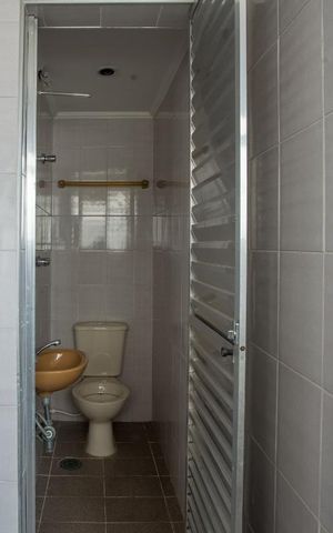 Apartamento para alugar com 90m², 3 quartos e 3 vagasBanheiro de Serviço