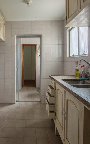 Apartamento para alugar com 90m², 3 quartos e 3 vagasCozinha