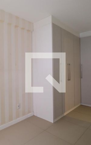 Apartamento à venda com 120m², 4 quartos e 2 vagas Apartamento à venda com 120m², 4 quartos e 2 vagasSuíte 2