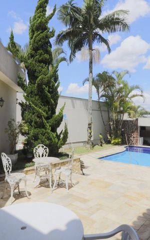 Casa à venda com 490m², 3 quartos e 6 vagasPiscina