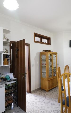 Casa à venda com 490m², 3 quartos e 6 vagasCozinha