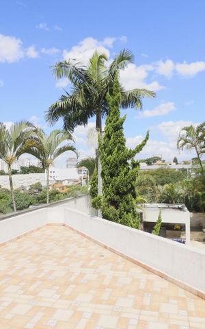 Casa à venda com 490m², 3 quartos e 6 vagasVaranda Suíte 3