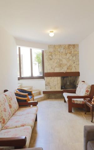 Casa à venda com 490m², 3 quartos e 6 vagasSala de TV