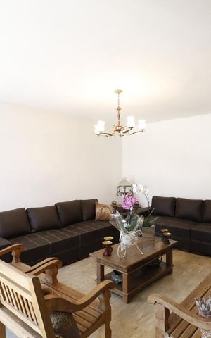 Casa à venda com 490m², 3 quartos e 6 vagasSala