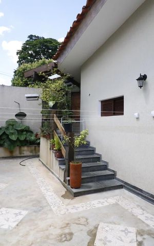 Casa à venda com 490m², 3 quartos e 6 vagasJardim