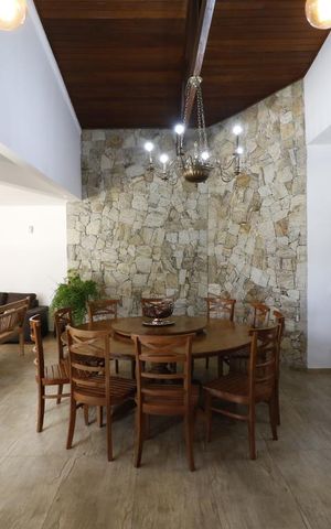 Casa à venda com 490m², 3 quartos e 6 vagasSala