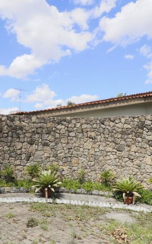 Casa à venda com 490m², 3 quartos e 6 vagasFachada