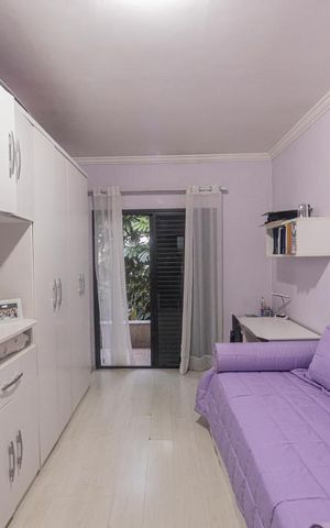 Casa à venda com 357m², 4 quartos e 4 vagasQuarto 2