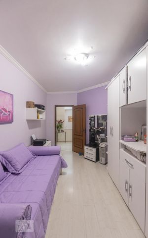 Casa à venda com 357m², 4 quartos e 4 vagasQuarto 2
