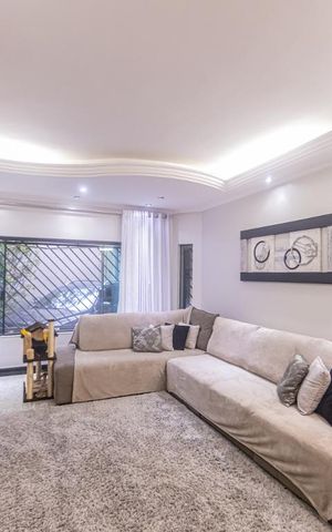 Casa à venda com 357m², 4 quartos e 4 vagasSala de Estar