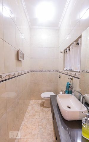 Casa à venda com 357m², 4 quartos e 4 vagasLavabo