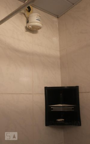 Casa à venda com 90m², 2 quartos e sem vagaChuveiro
