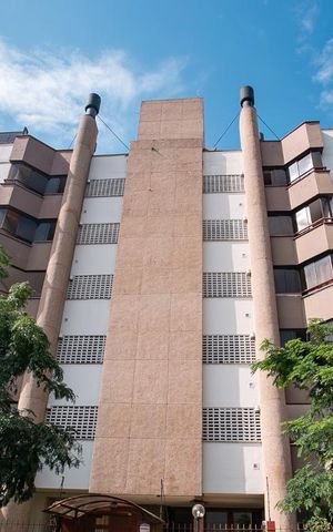 Apartamento à venda com 66m², 2 quartos e 1 vagaFachada