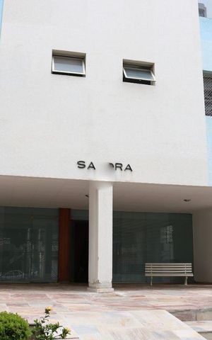 Apartamento à venda com 78m², 2 quartos e 1 vagaFachada