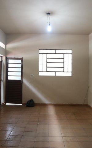 Casa à venda com 144m², 5 quartos e 1 vagaGaragem
