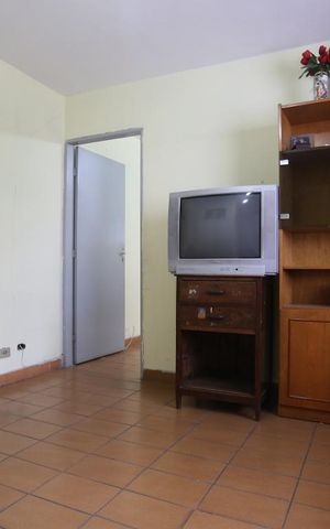 Casa à venda com 144m², 5 quartos e 1 vagaSala de TV