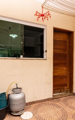 Casa para alugar com 160m², 3 quartos e 2 vagas Casa para alugar com 160m², 3 quartos e 2 vagasÁrea de serviço