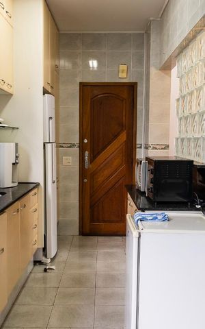 Apartamento à venda com 77m², 2 quartos e sem vaga Apartamento à venda com 77m², 2 quartos e sem vagaCozinha