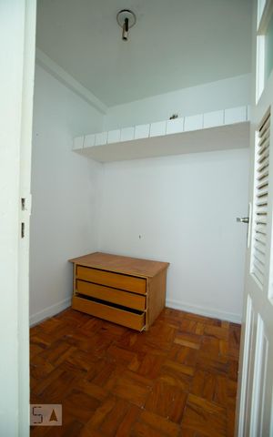 Apartamento para alugar com 80m², 2 quartos e 1 vaga Apartamento para alugar com 80m², 2 quartos e 1 vagaQuarto de Serviço