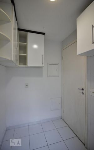 Apartamento à venda com 80m², 2 quartos e 1 vagaÁrea de Serviço