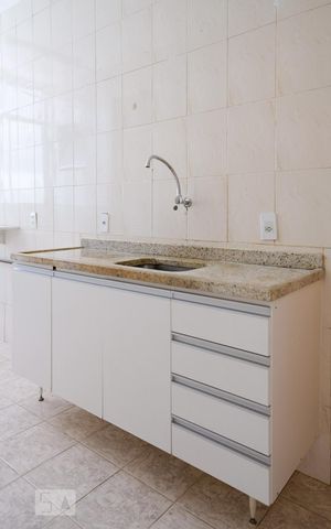 Apartamento à venda com 80m², 2 quartos e 1 vaga Apartamento à venda com 80m², 2 quartos e 1 vagaCozinha